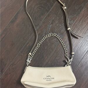 Coach Off white  (egg shell) Leather Shoulder Bag with Chain Strap